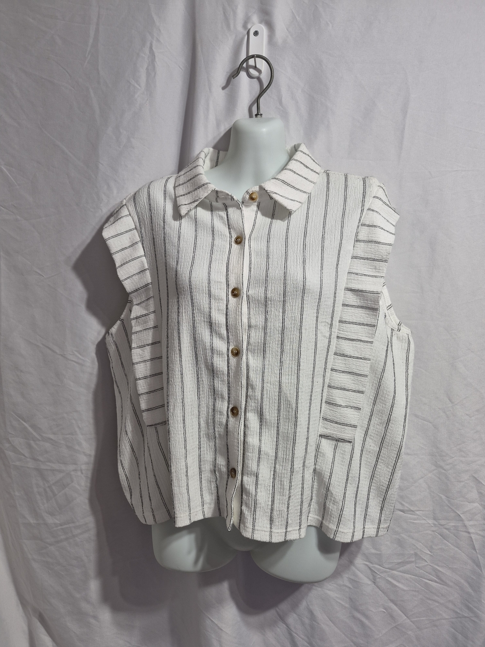 NEW-Sleeveless Striped Button-Down Shirt - White/Black, Size Large